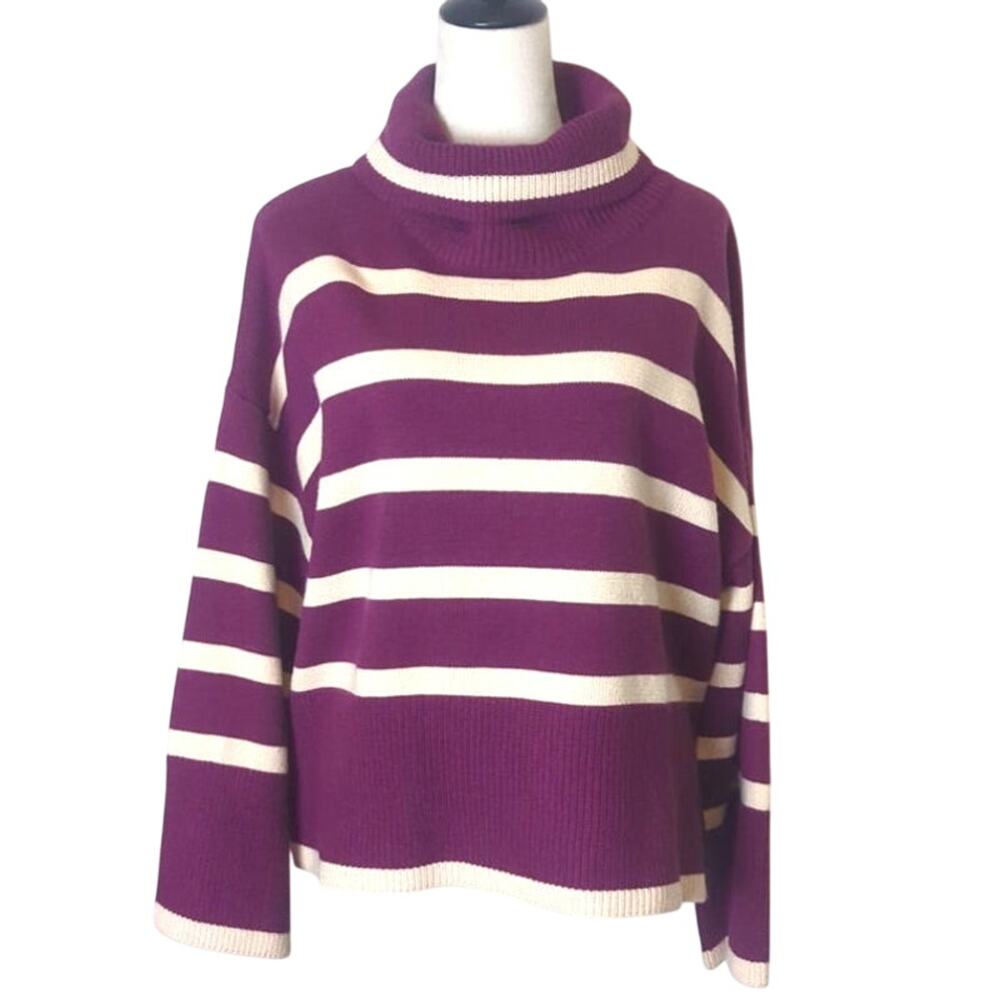 NWT Cozy Tristan Sweater Plum Wide Sleeves Medium